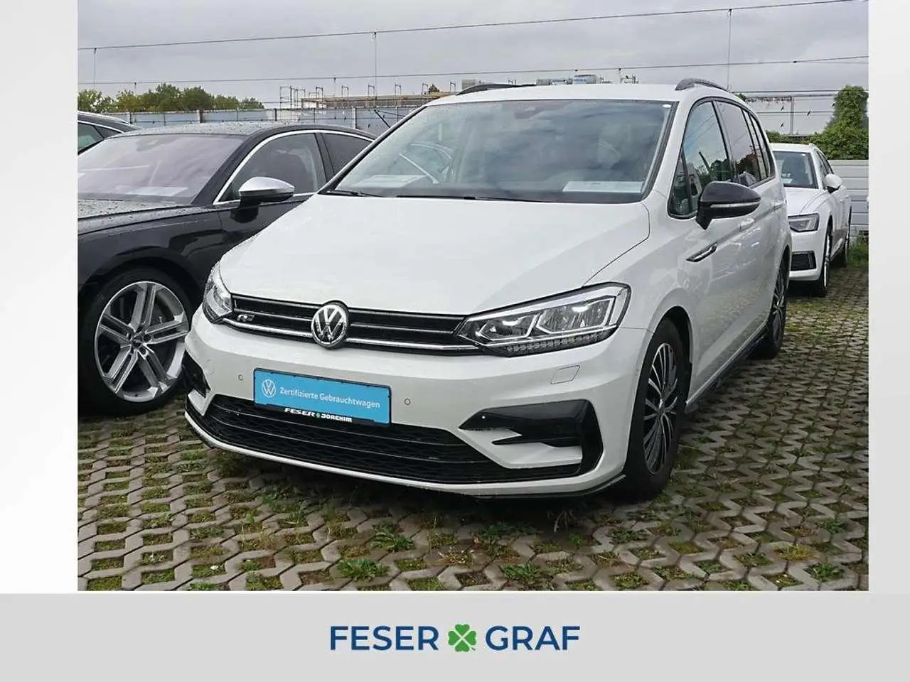 Photo 1 : Volkswagen Touran 2018 Petrol