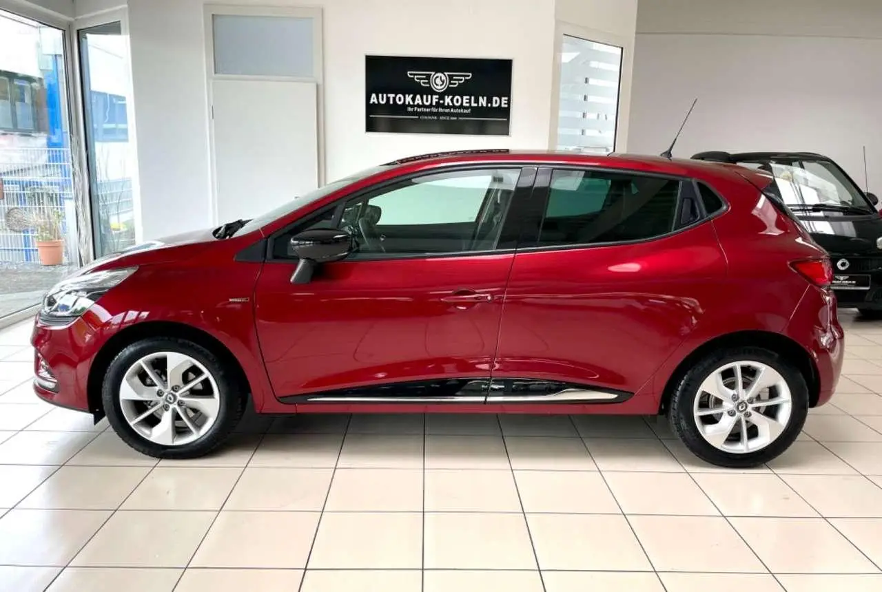 Photo 1 : Renault Clio 2018 Essence