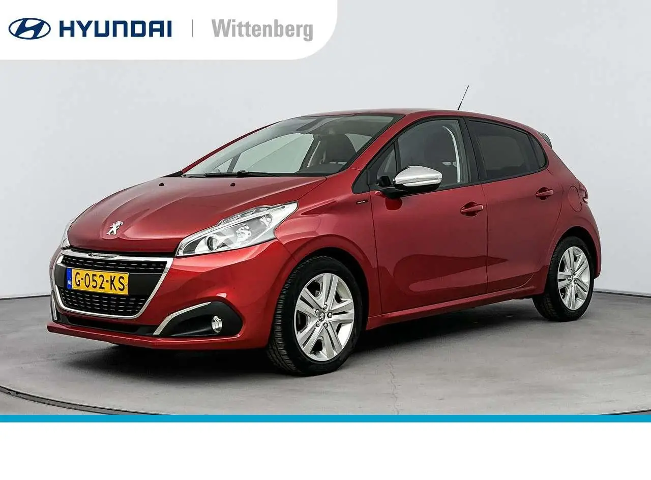 Photo 1 : Peugeot 208 2019 Petrol