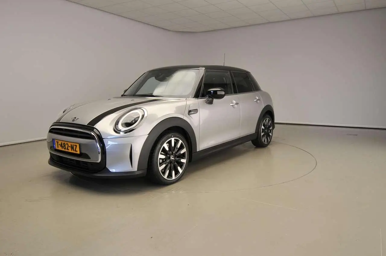 Photo 1 : Mini Cooper 2023 Petrol