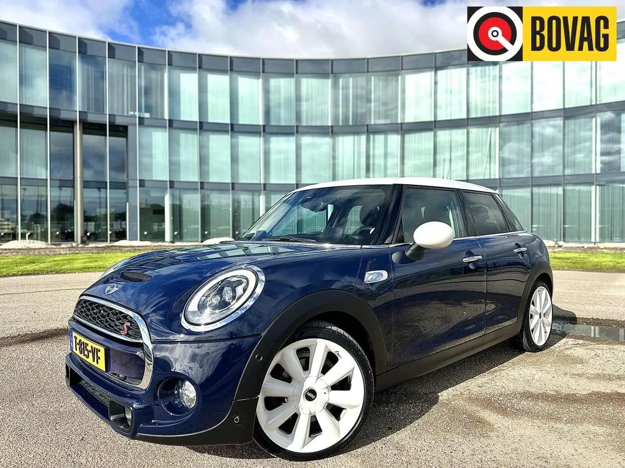 Photo 1 : Mini Cooper 2015 Petrol