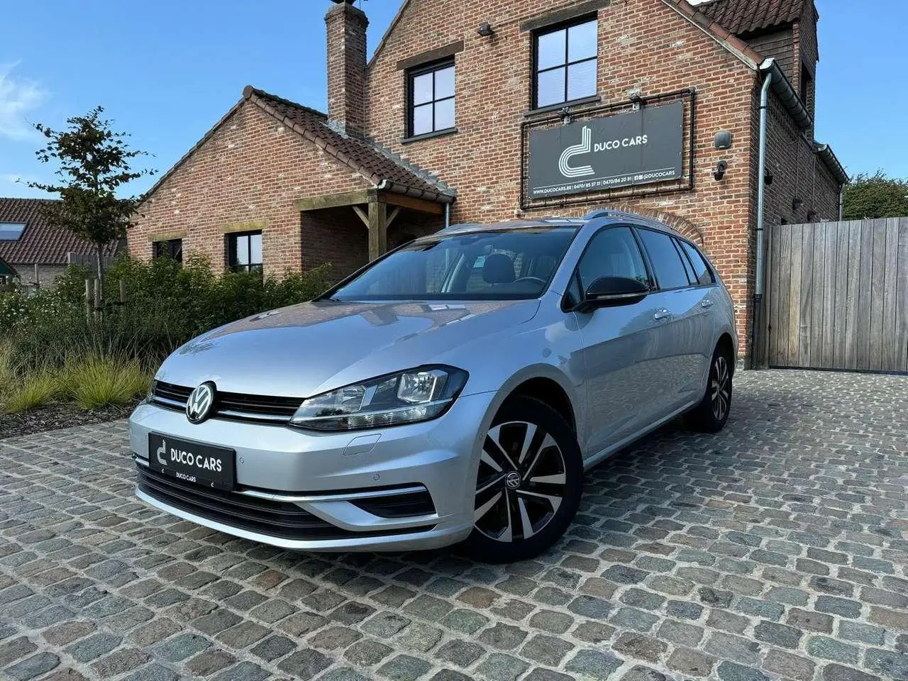 Photo 1 : Volkswagen Golf 2019 Petrol