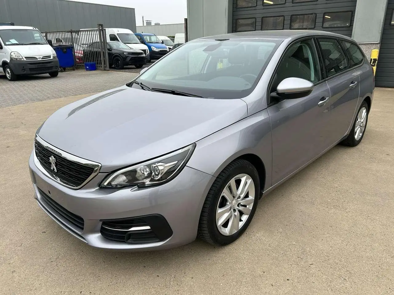 Photo 1 : Peugeot 308 2020 Diesel