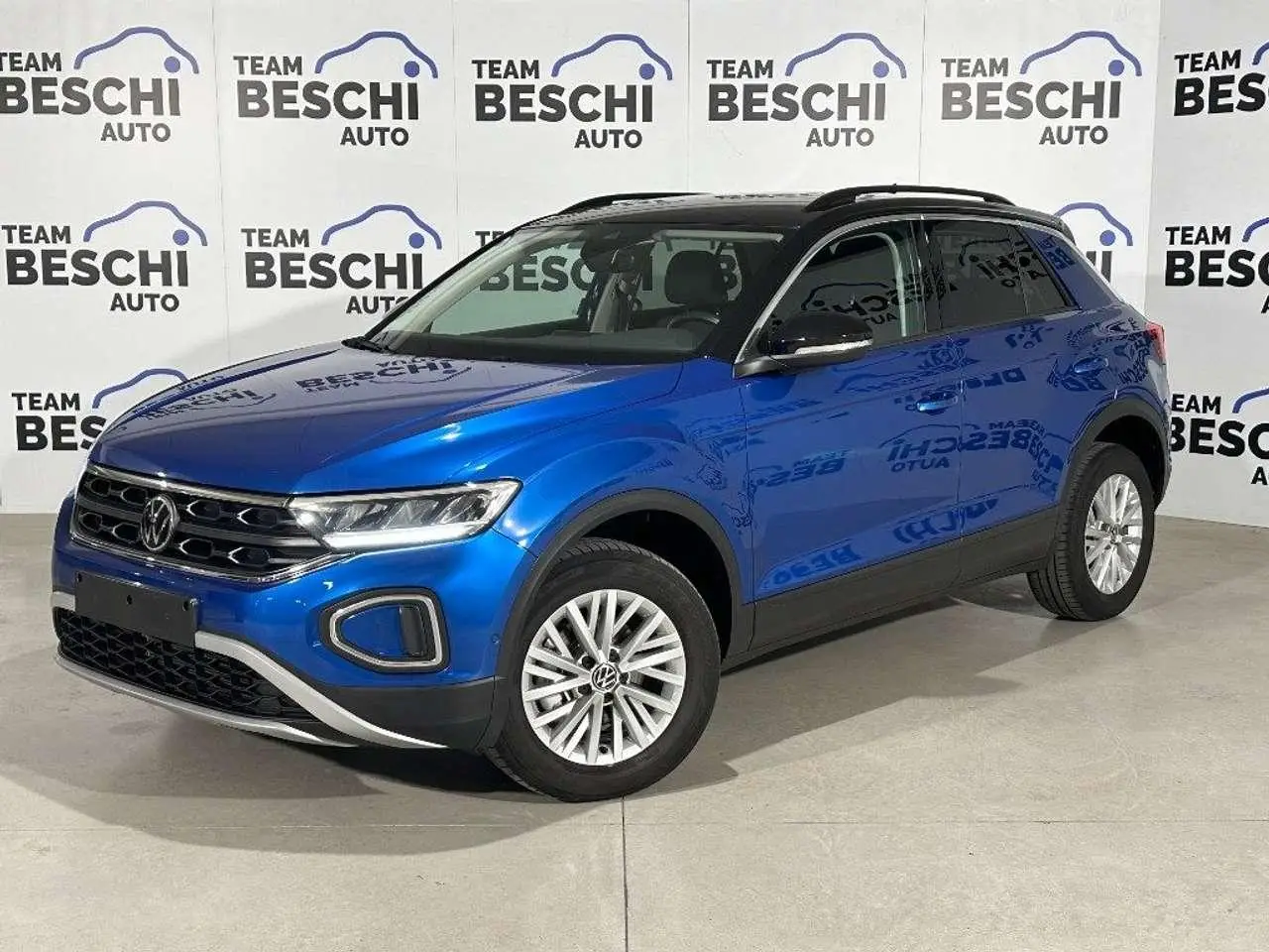 Photo 1 : Volkswagen T-roc 2022 Petrol