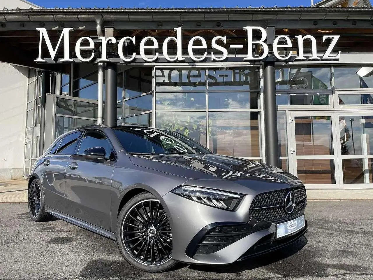 Photo 1 : Mercedes-benz Classe A 2023 Petrol