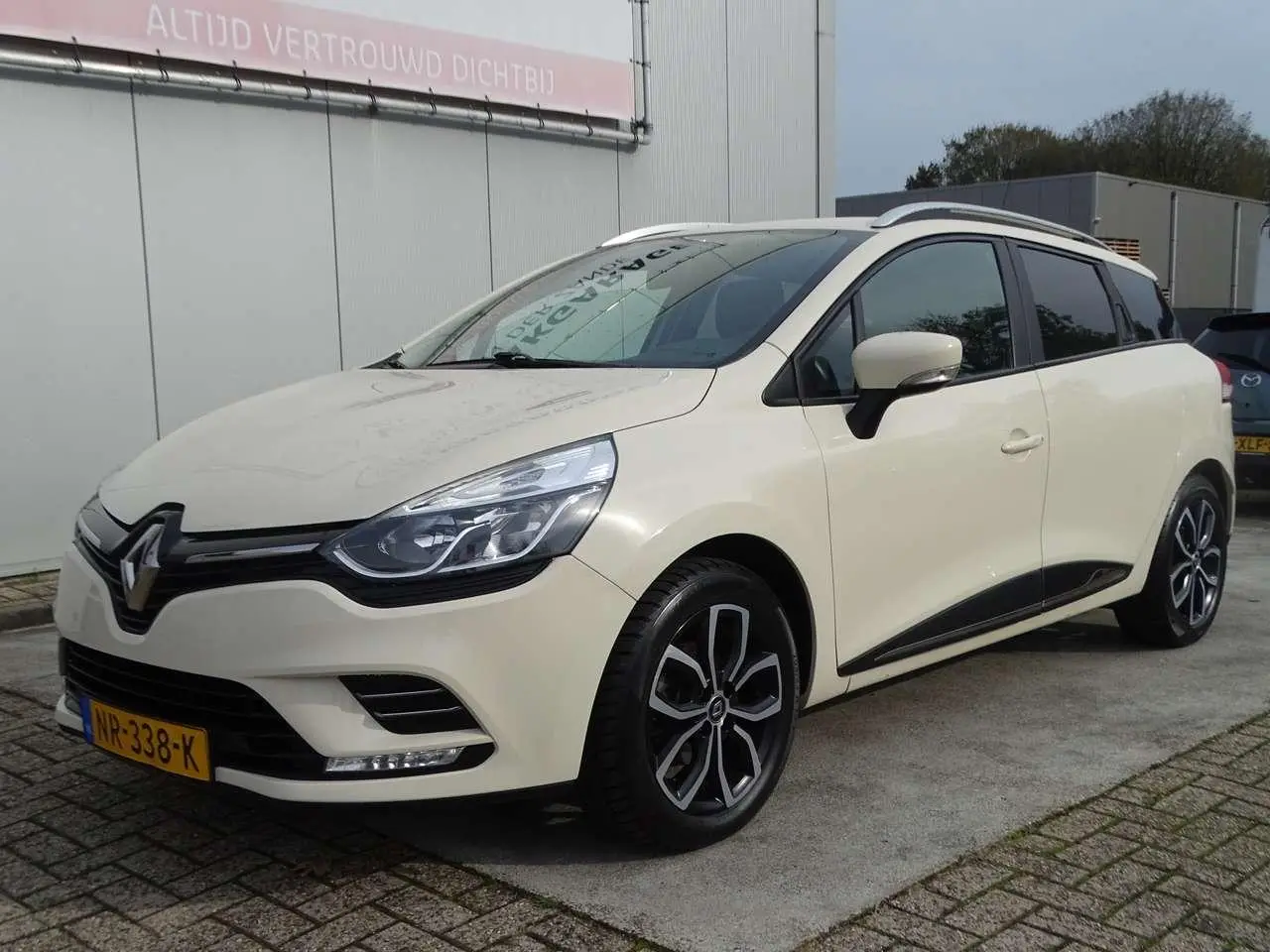 Photo 1 : Renault Clio 2017 Essence