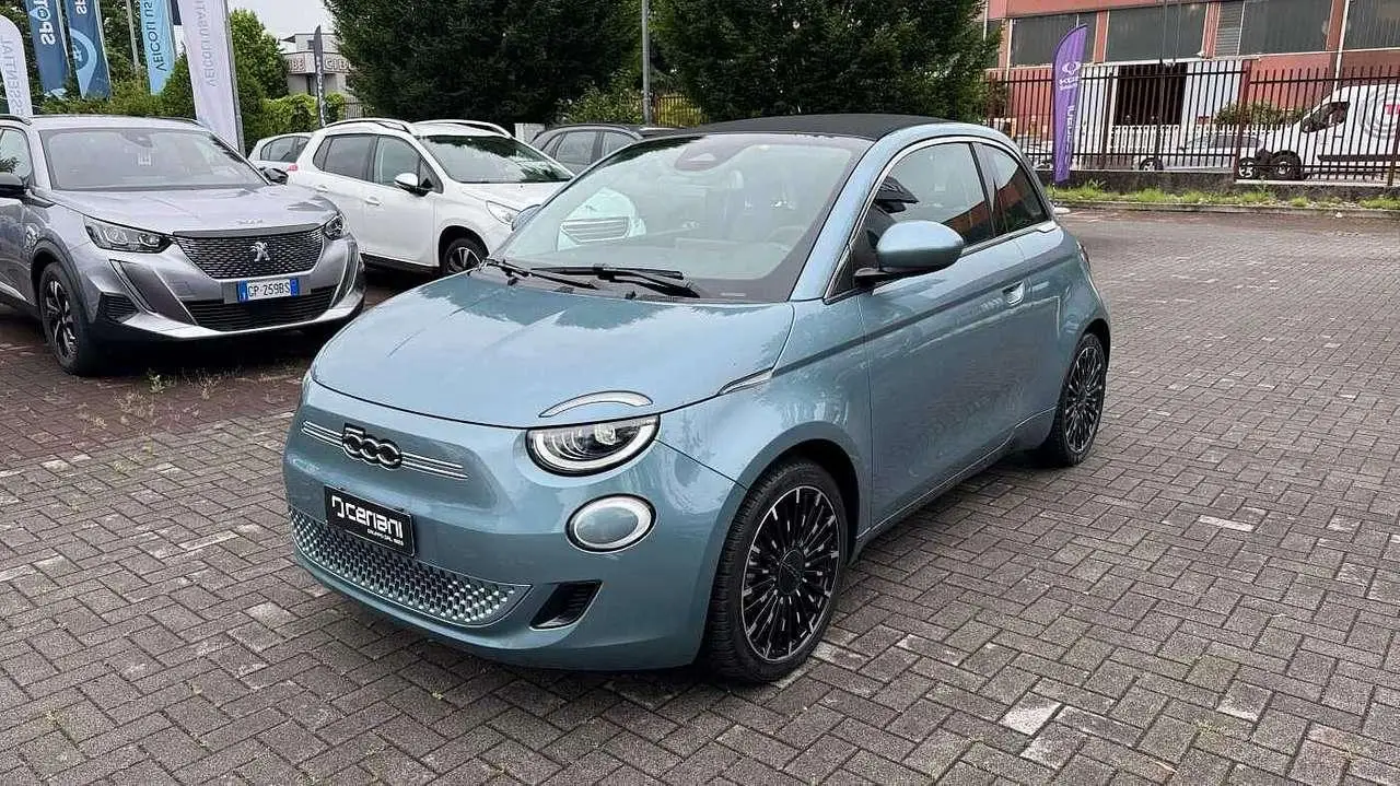 Photo 1 : Fiat 500 2020 Électrique