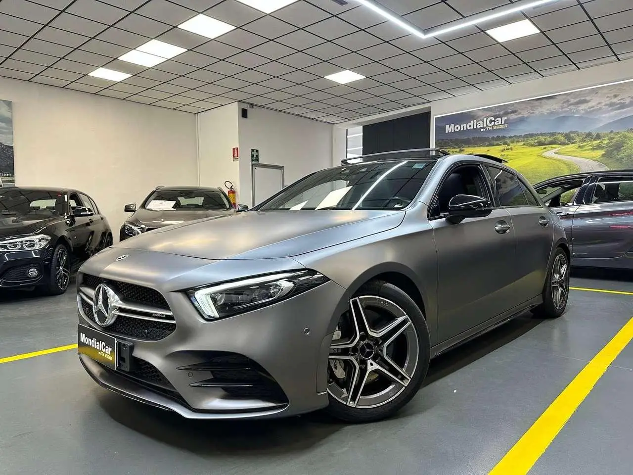 Photo 1 : Mercedes-benz Classe A 2021 Essence