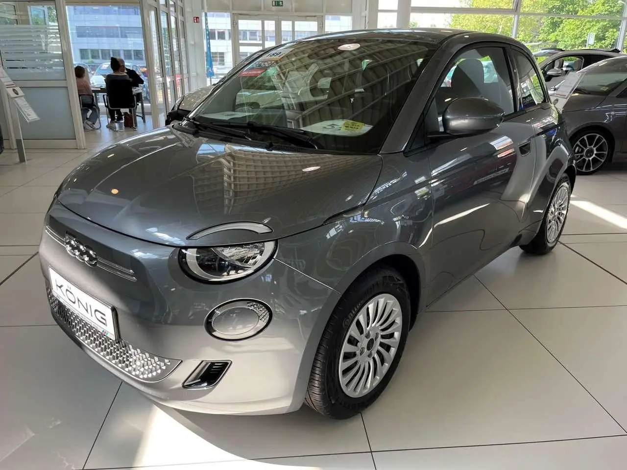 Photo 1 : Fiat 500 2023 Électrique