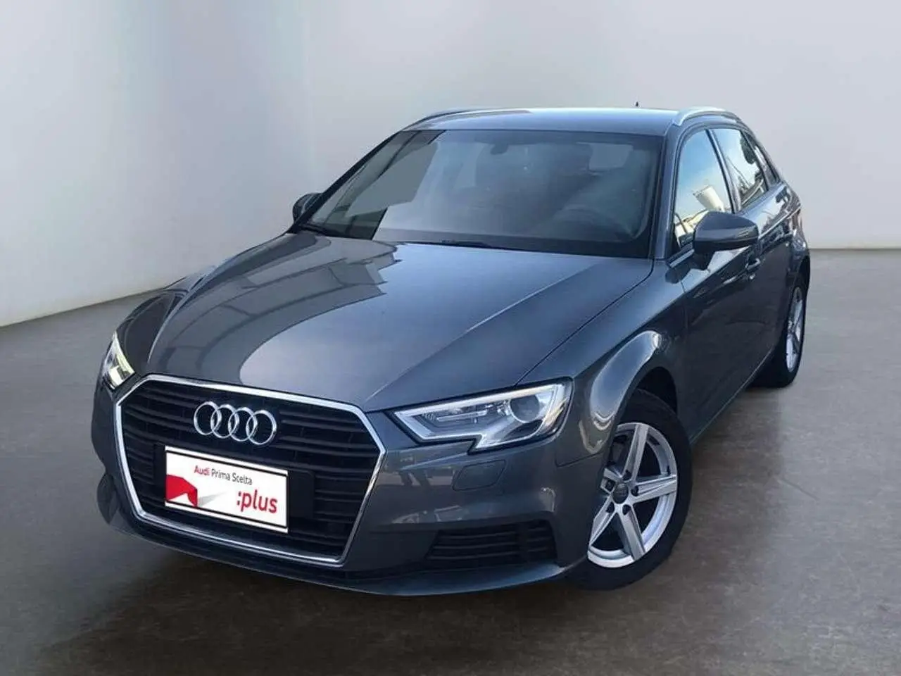 Photo 1 : Audi A3 2019 Diesel