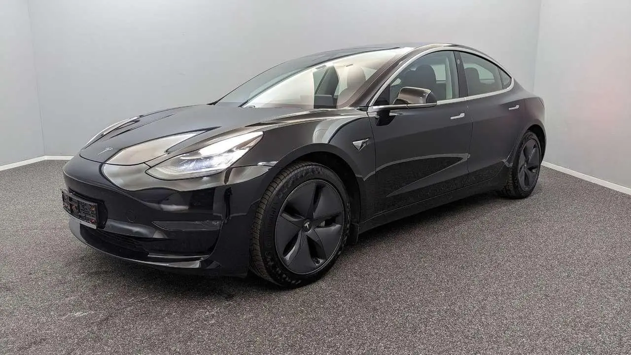 Photo 1 : Tesla Model 3 2020 Électrique