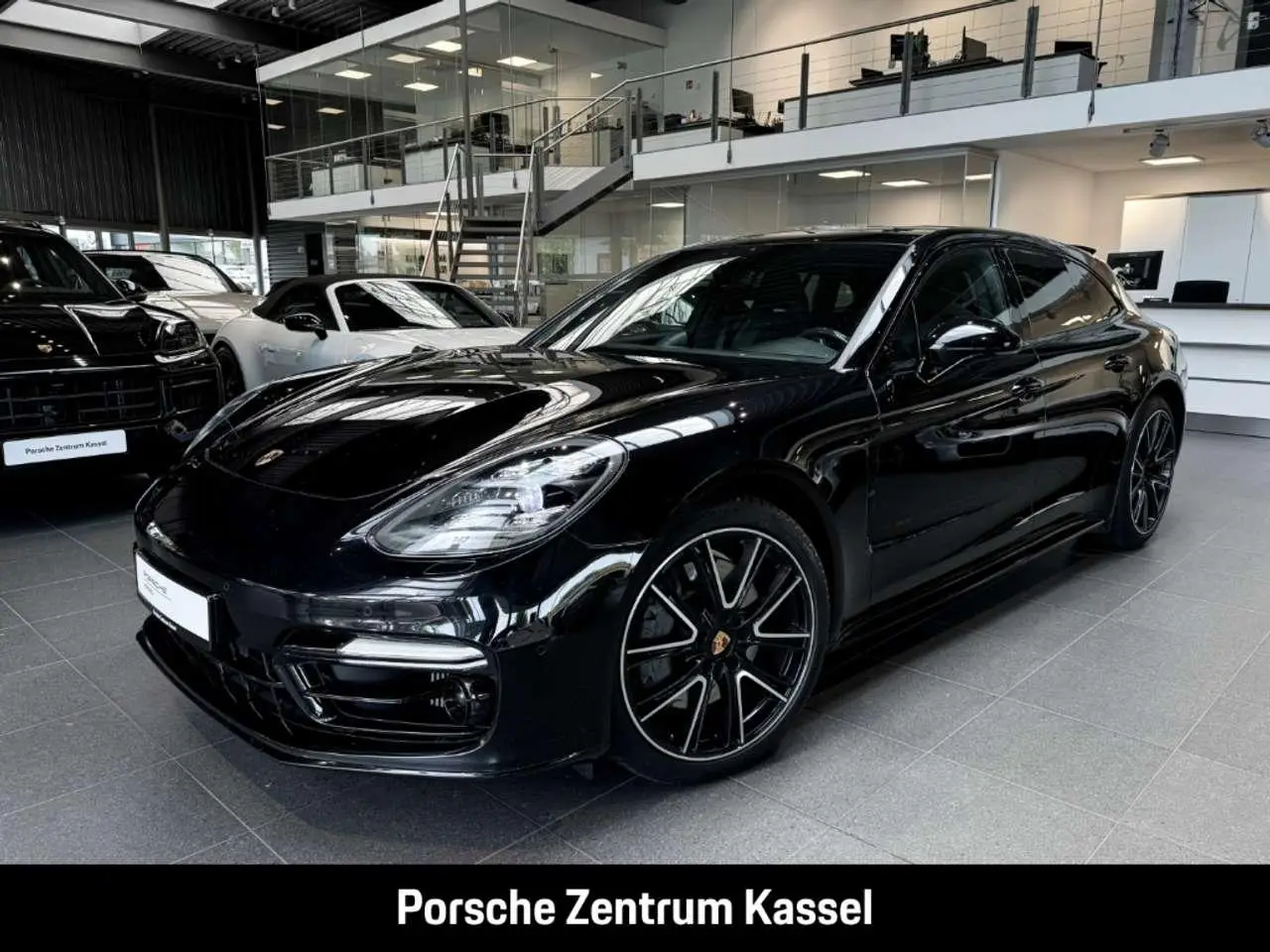 Photo 1 : Porsche Panamera 2018 Essence