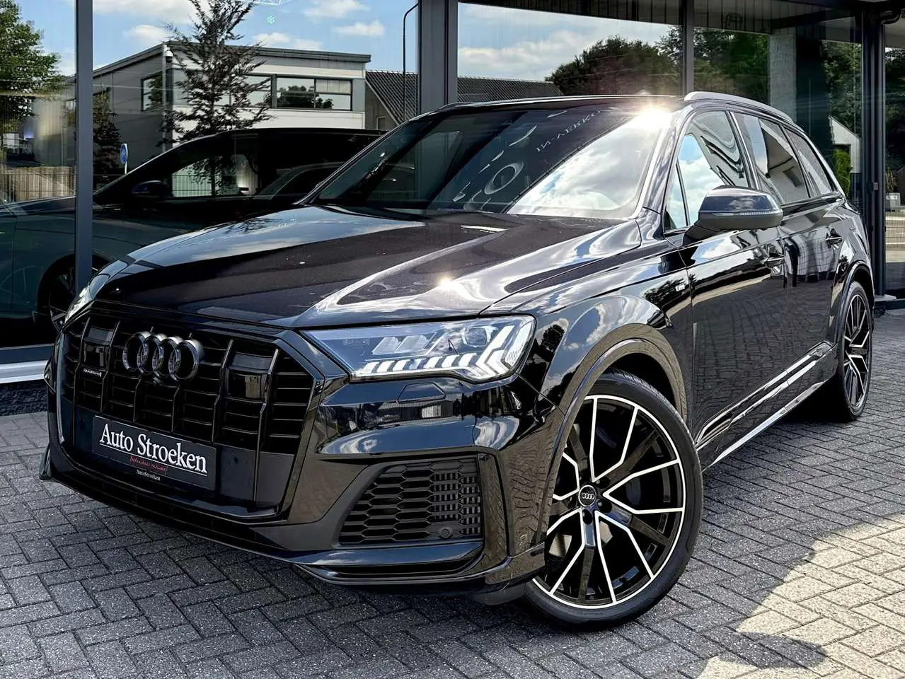 Photo 1 : Audi Q7 2021 Hybride