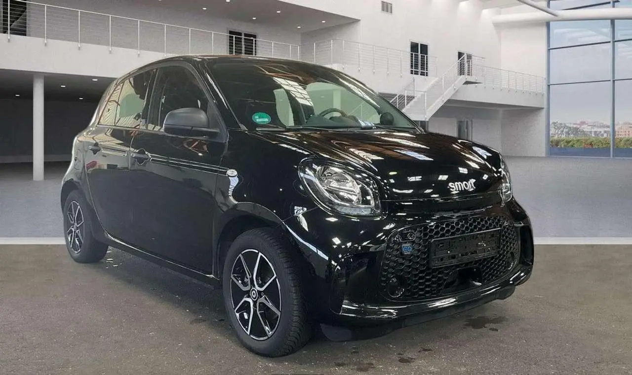 Photo 1 : Smart Forfour 2021 Électrique