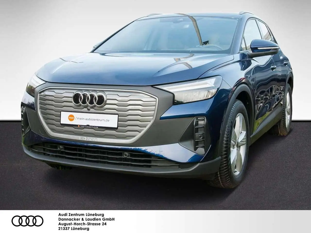 Photo 1 : Audi Q4 2024 Electric