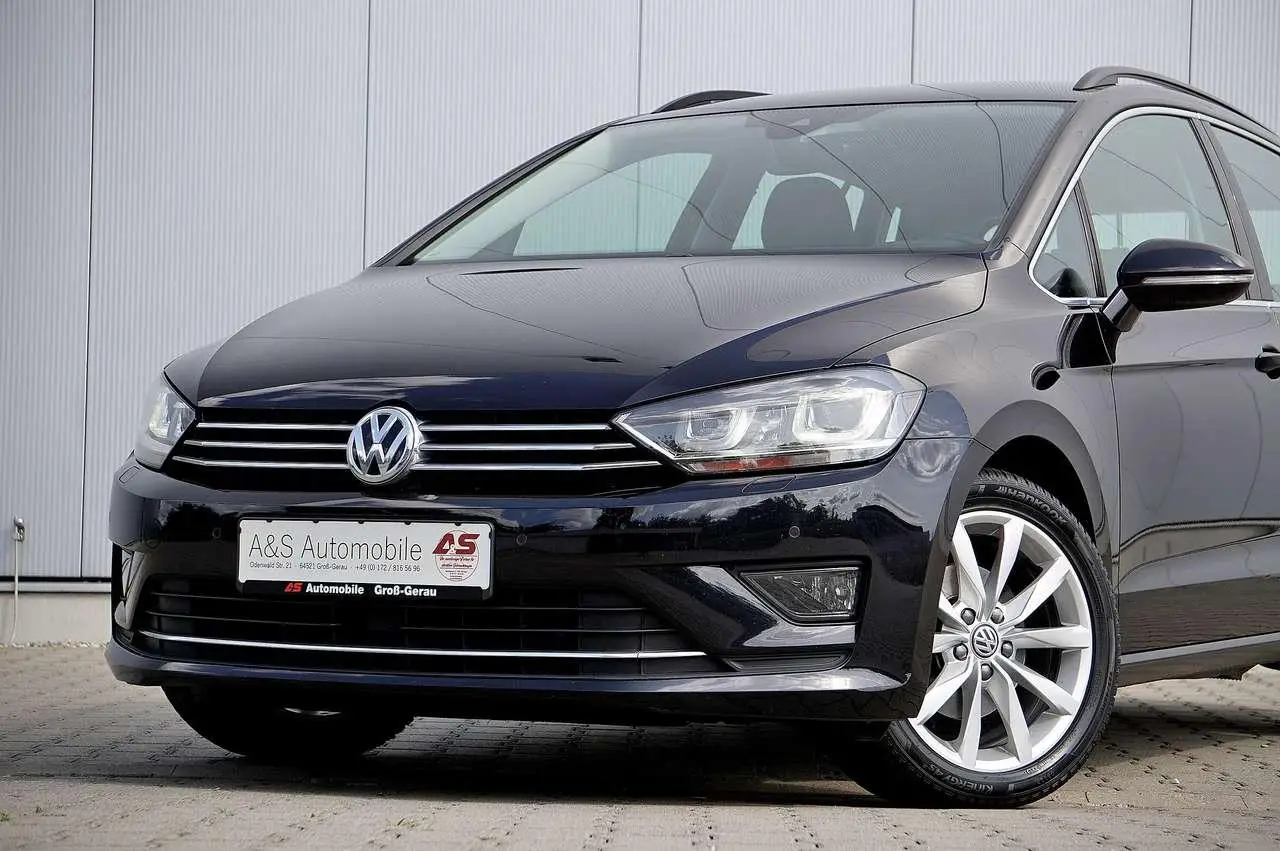 Photo 1 : Volkswagen Golf 2017 Petrol