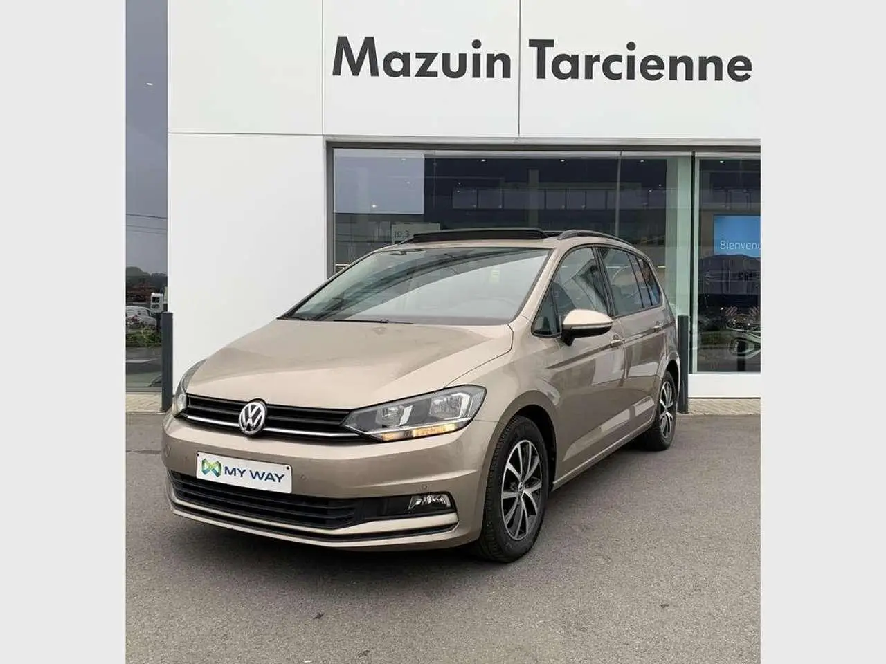 Photo 1 : Volkswagen Touran 2019 Essence