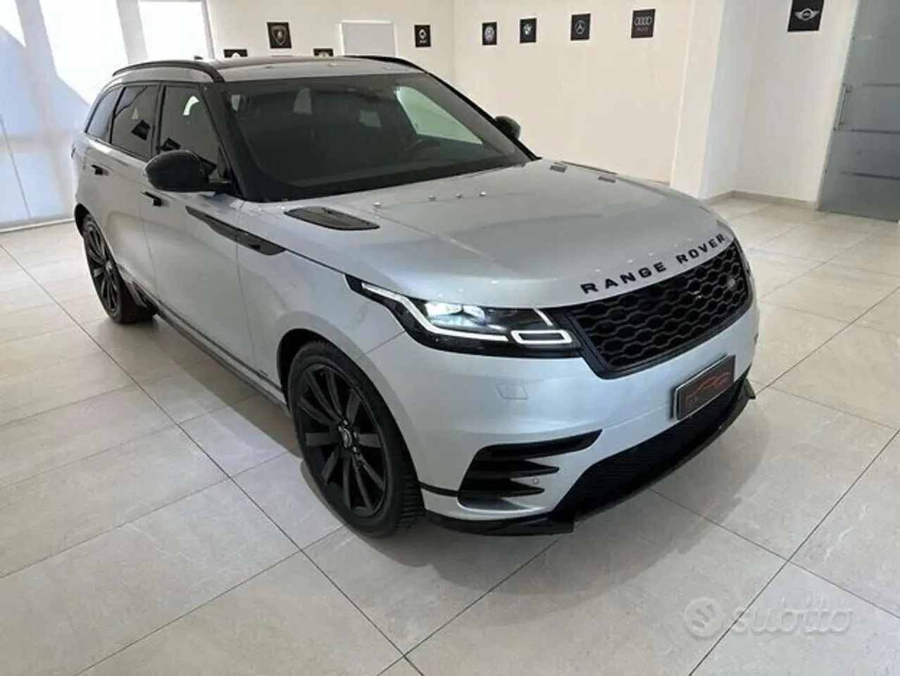 Photo 1 : Land Rover Range Rover Velar 2019 Diesel