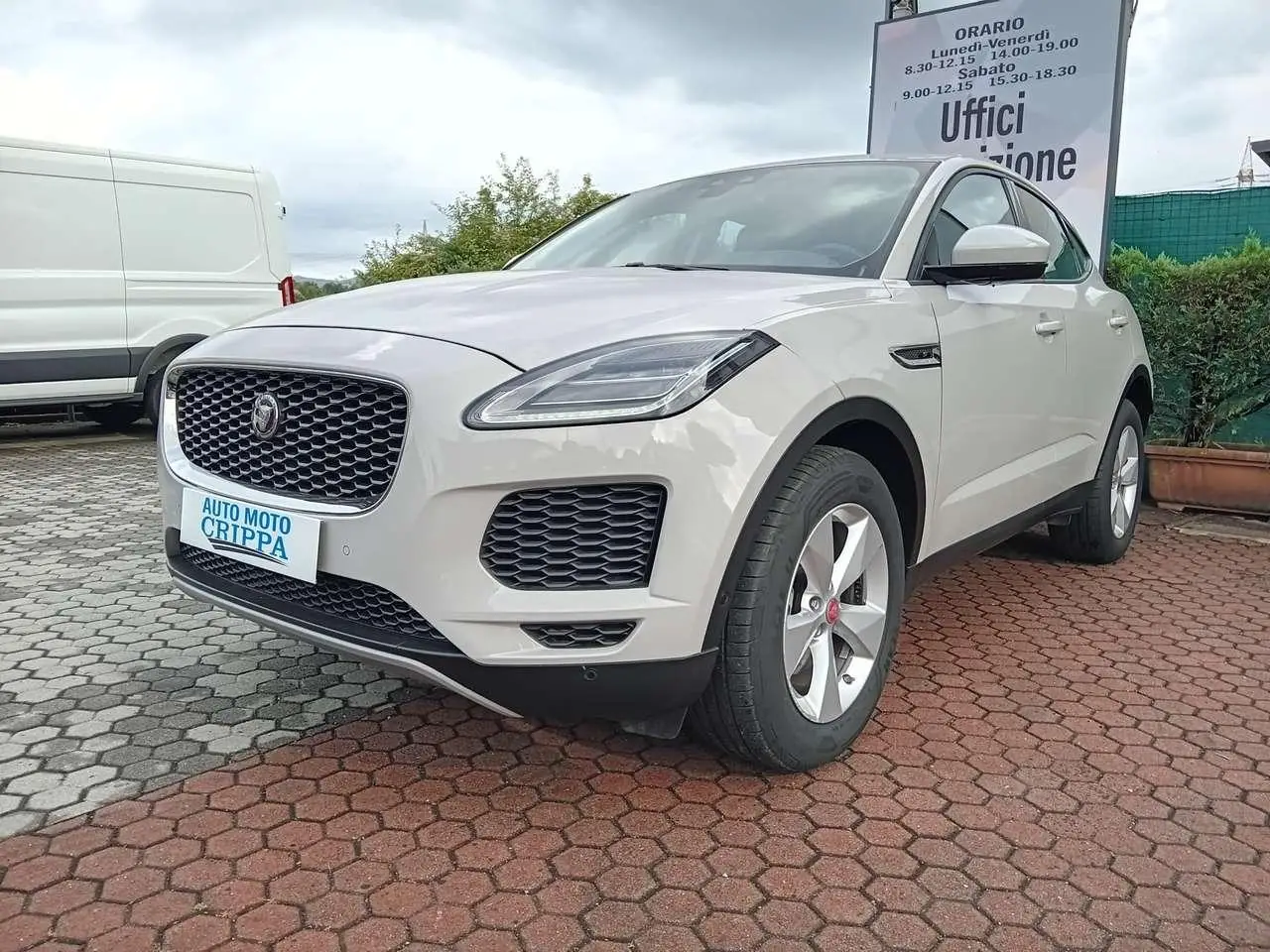 Photo 1 : Jaguar E-pace 2020 Diesel