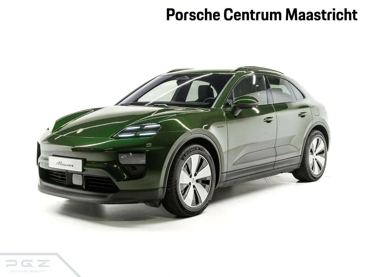 Photo 1 : Porsche Macan 2024 Electric