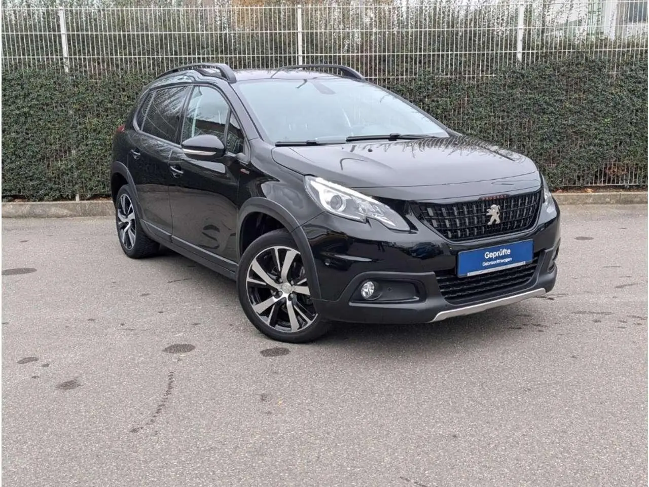 Photo 1 : Peugeot 2008 2018 Petrol