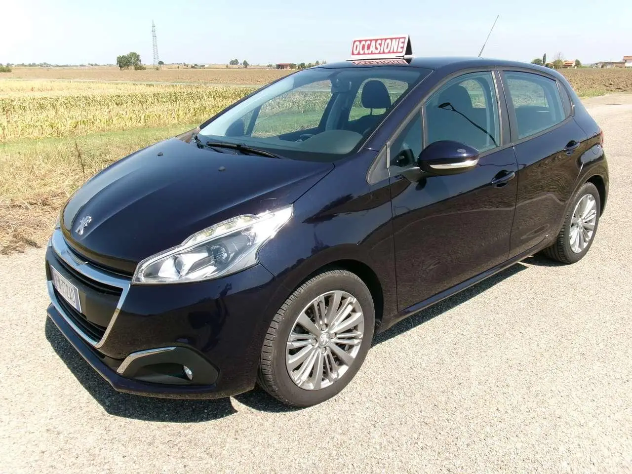 Photo 1 : Peugeot 208 2015 Petrol