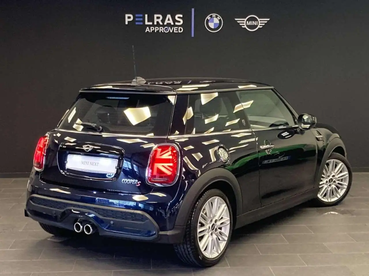 Photo 1 : Mini Cooper 2021 Essence