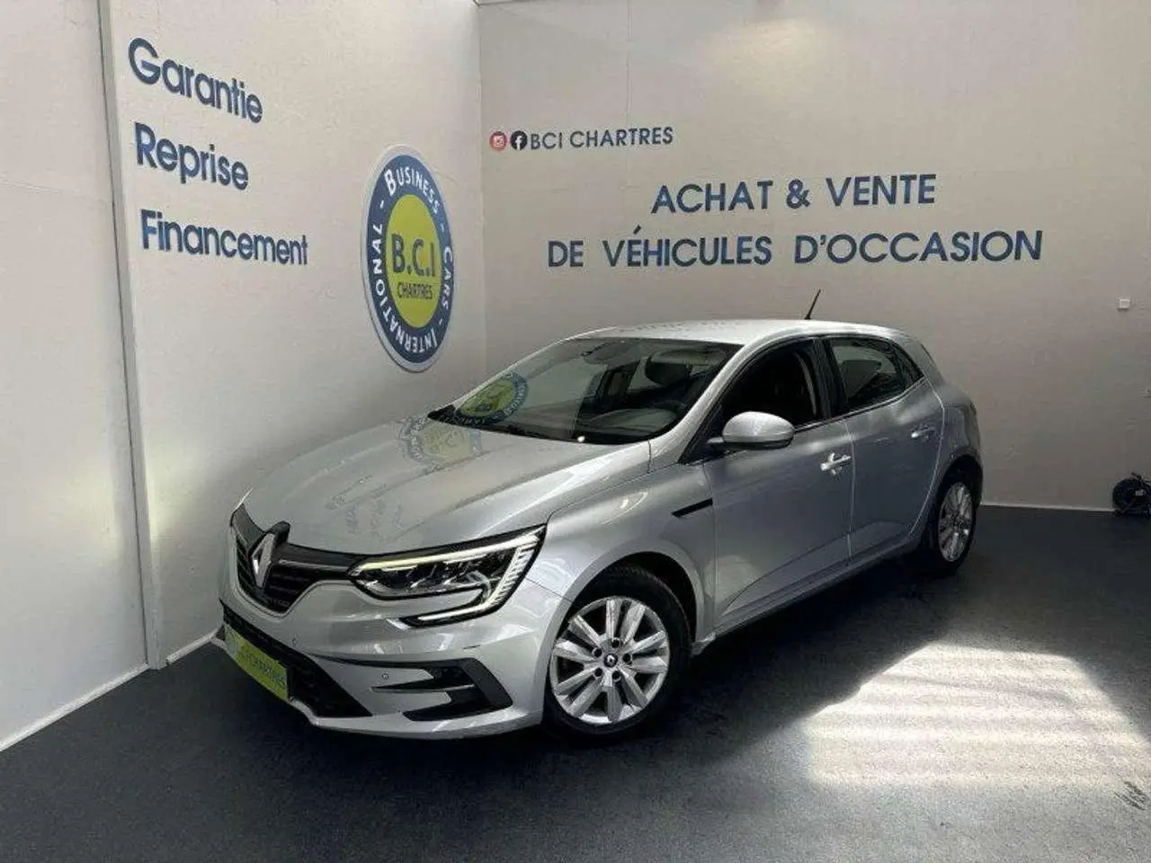 Photo 1 : Renault Megane 2022 Diesel