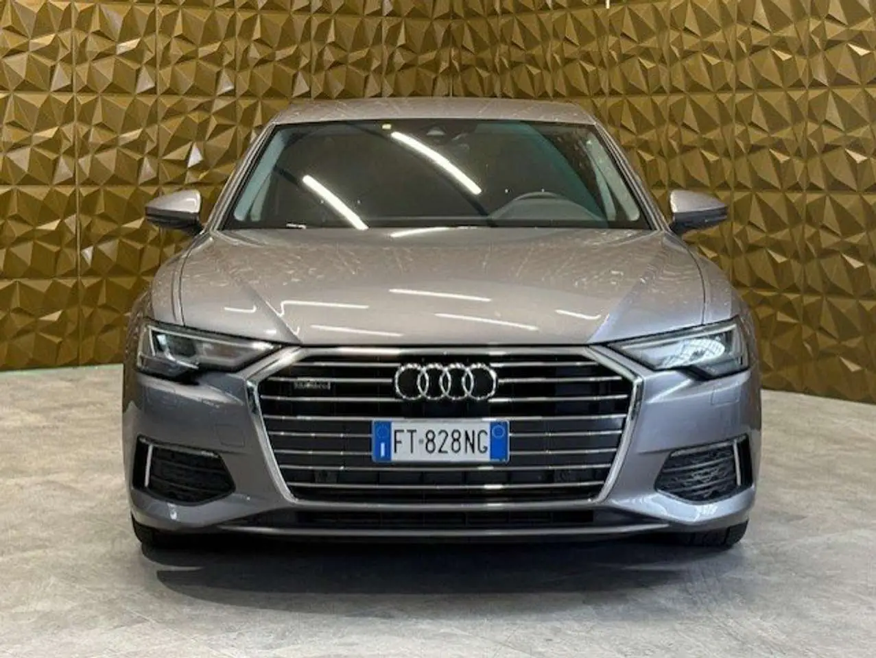 Photo 1 : Audi A6 2019 Hybrid