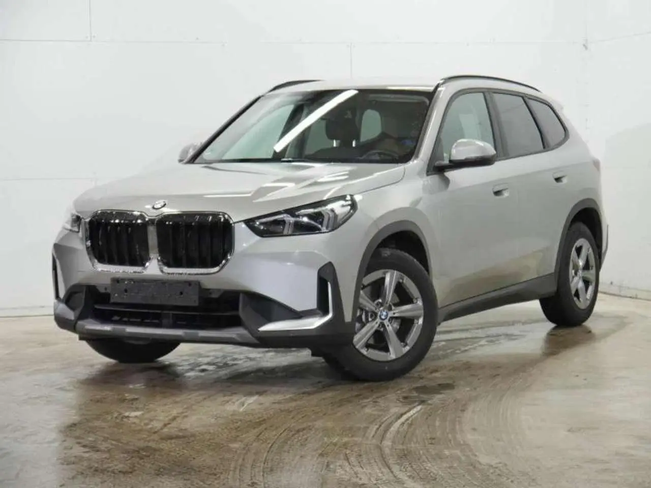 Photo 1 : Bmw X1 2023 Essence