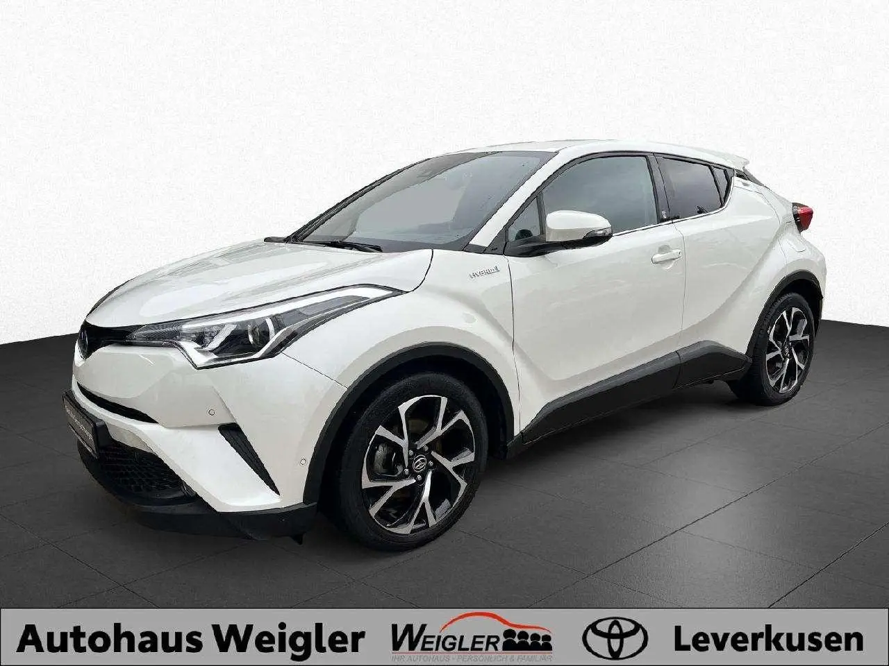 Photo 1 : Toyota C-hr 2018 Hybrid