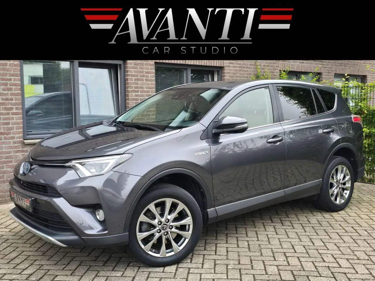 Photo 1 : Toyota Rav4 2016 Hybride