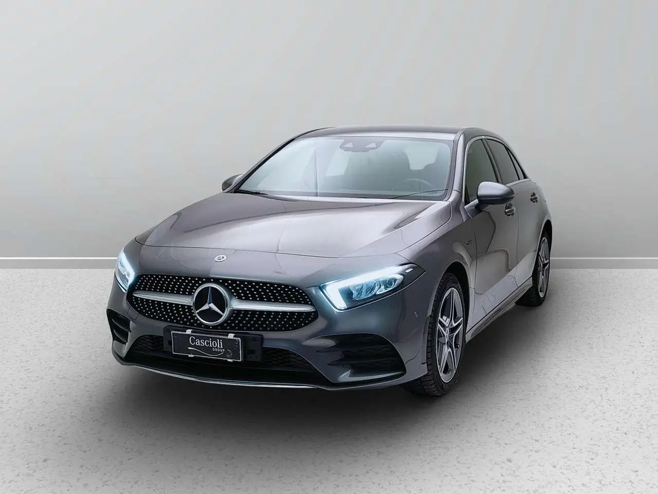 Photo 1 : Mercedes-benz Classe A 2021 Hybride