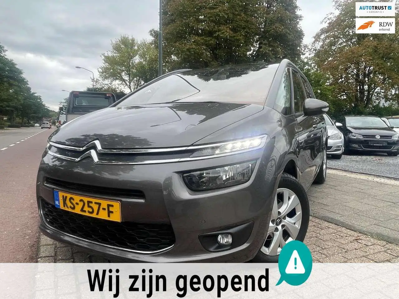 Photo 1 : Citroen C4 2016 Petrol