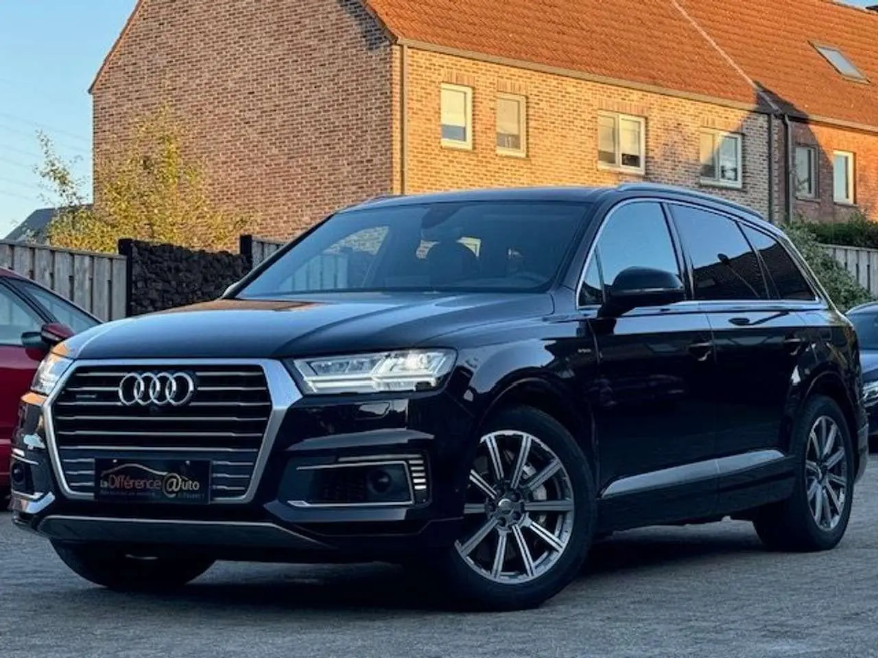 Photo 1 : Audi Q7 2018 Diesel