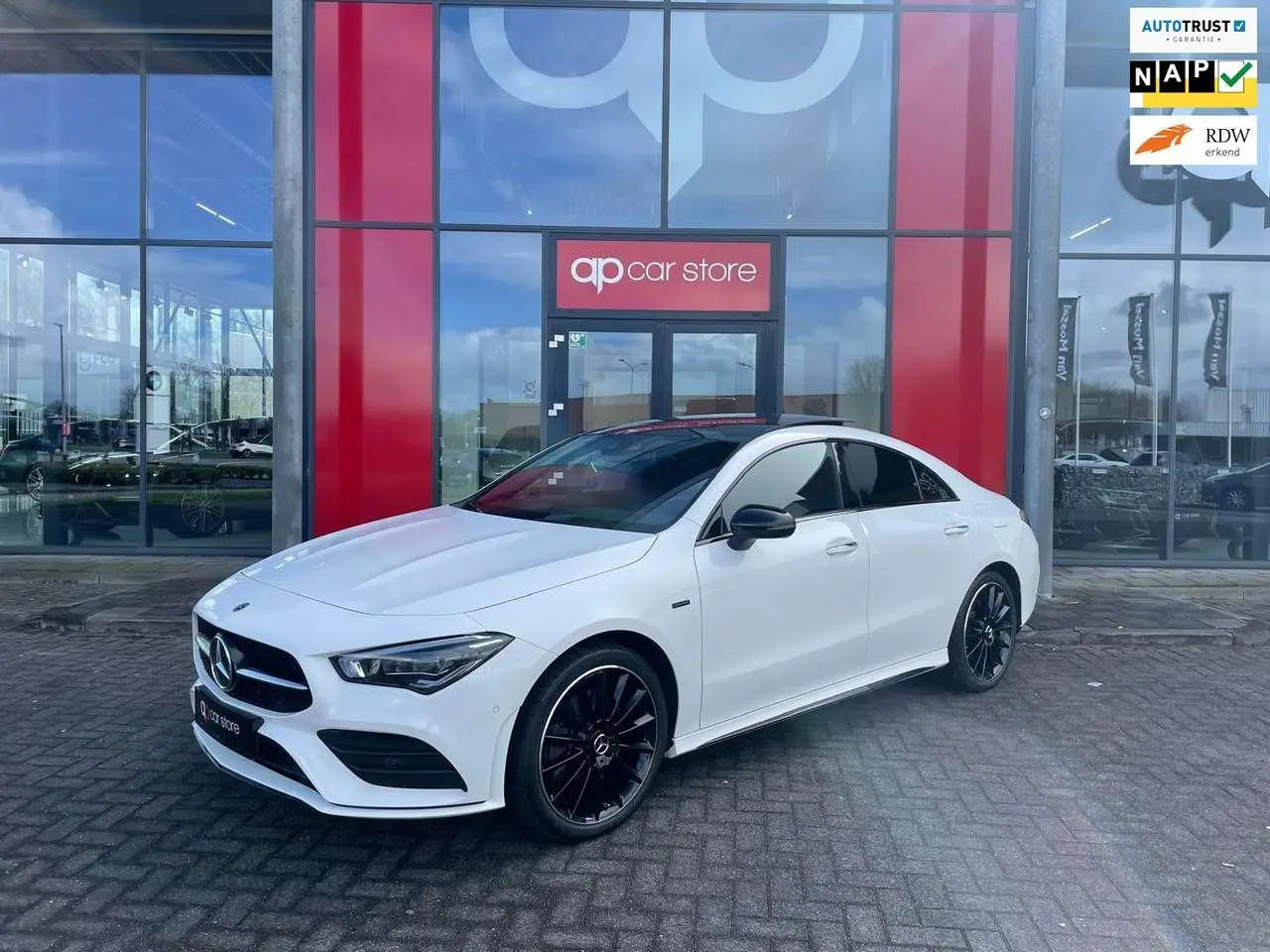 Photo 1 : Mercedes-benz Classe Cla 2020 Hybride