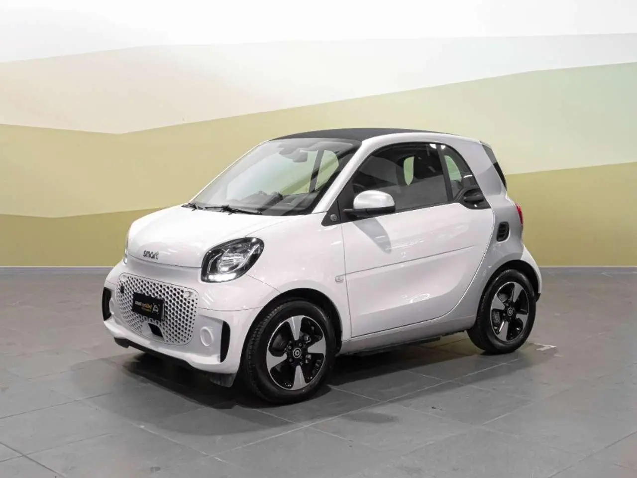 Photo 1 : Smart Fortwo 2023 Electric