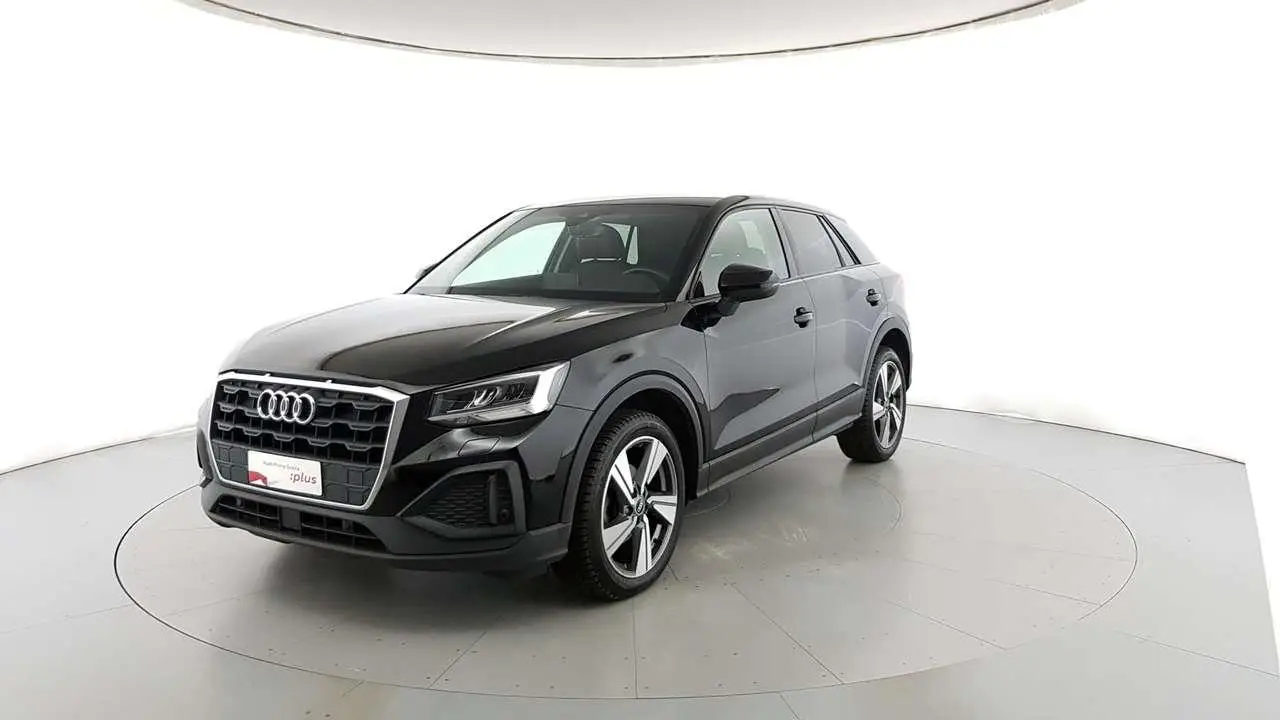 Photo 1 : Audi Q2 2021 Essence