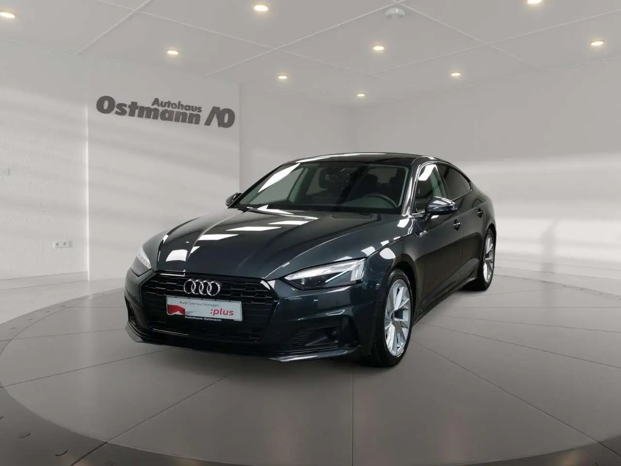 Photo 1 : Audi A5 2023 Diesel