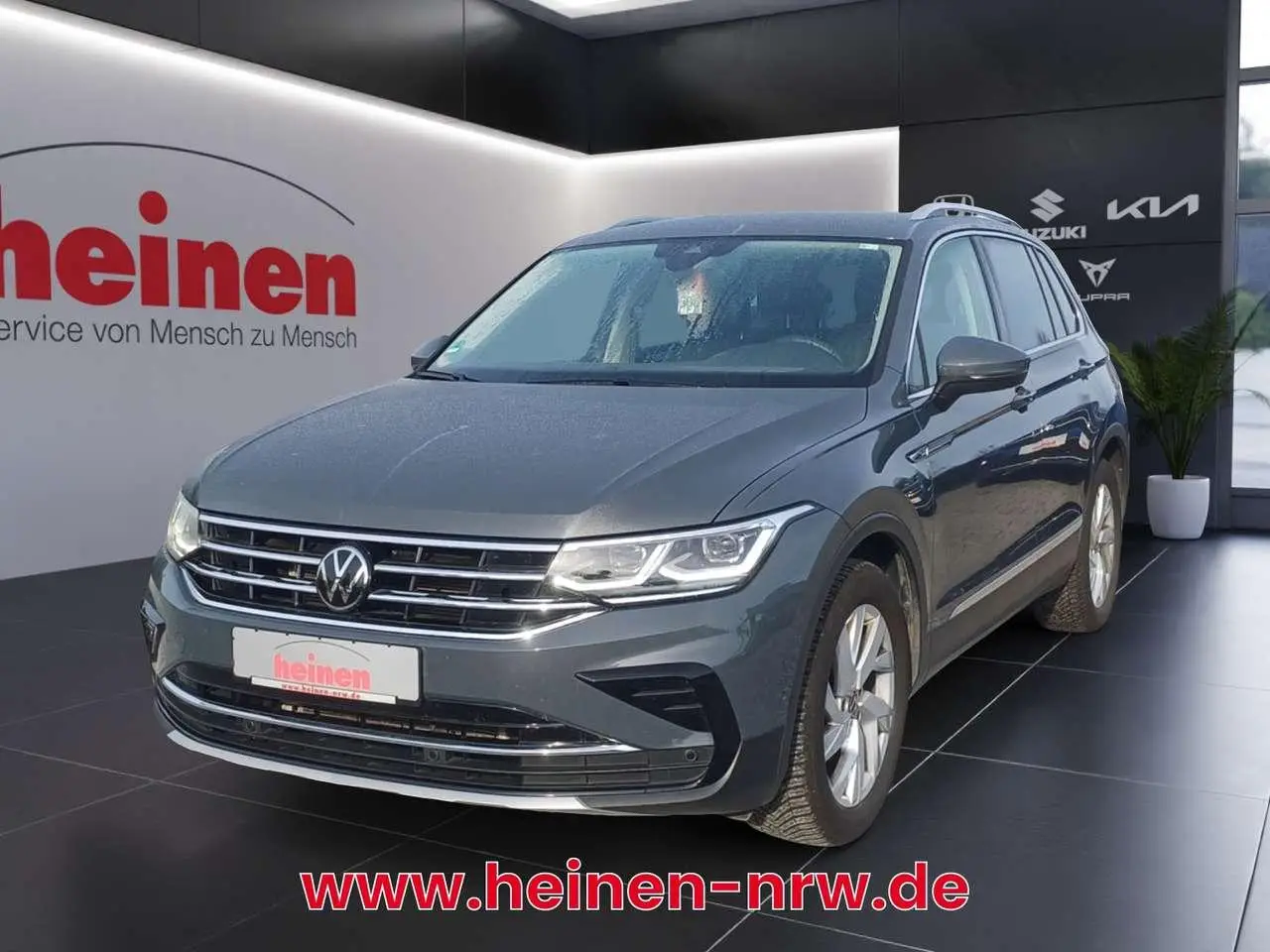 Photo 1 : Volkswagen Tiguan 2024 Petrol