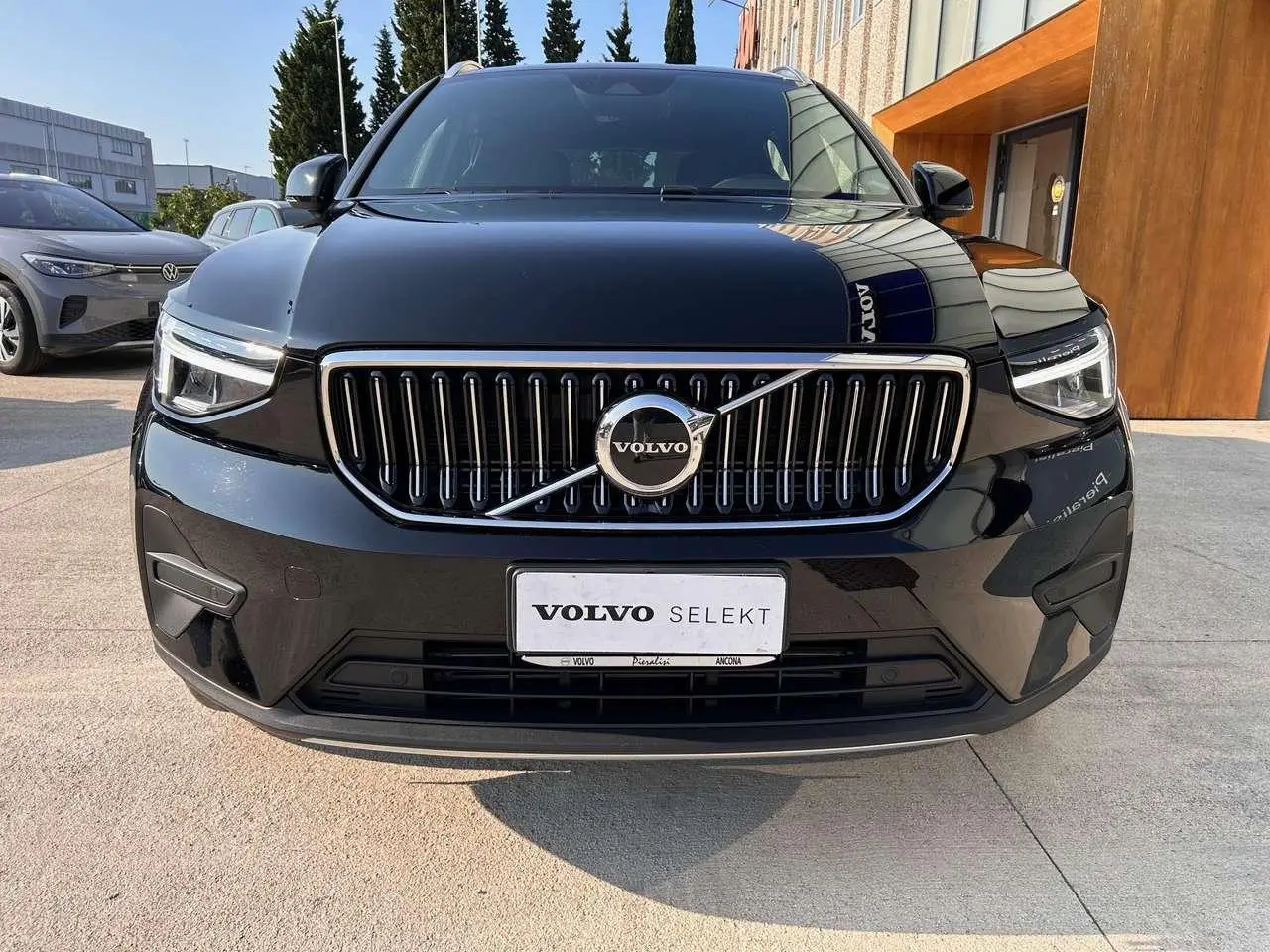 Photo 1 : Volvo Xc40 2023 Hybride