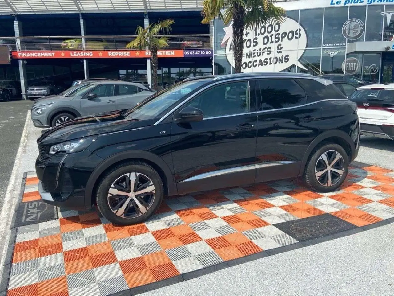 Photo 1 : Peugeot 3008 2023 Diesel