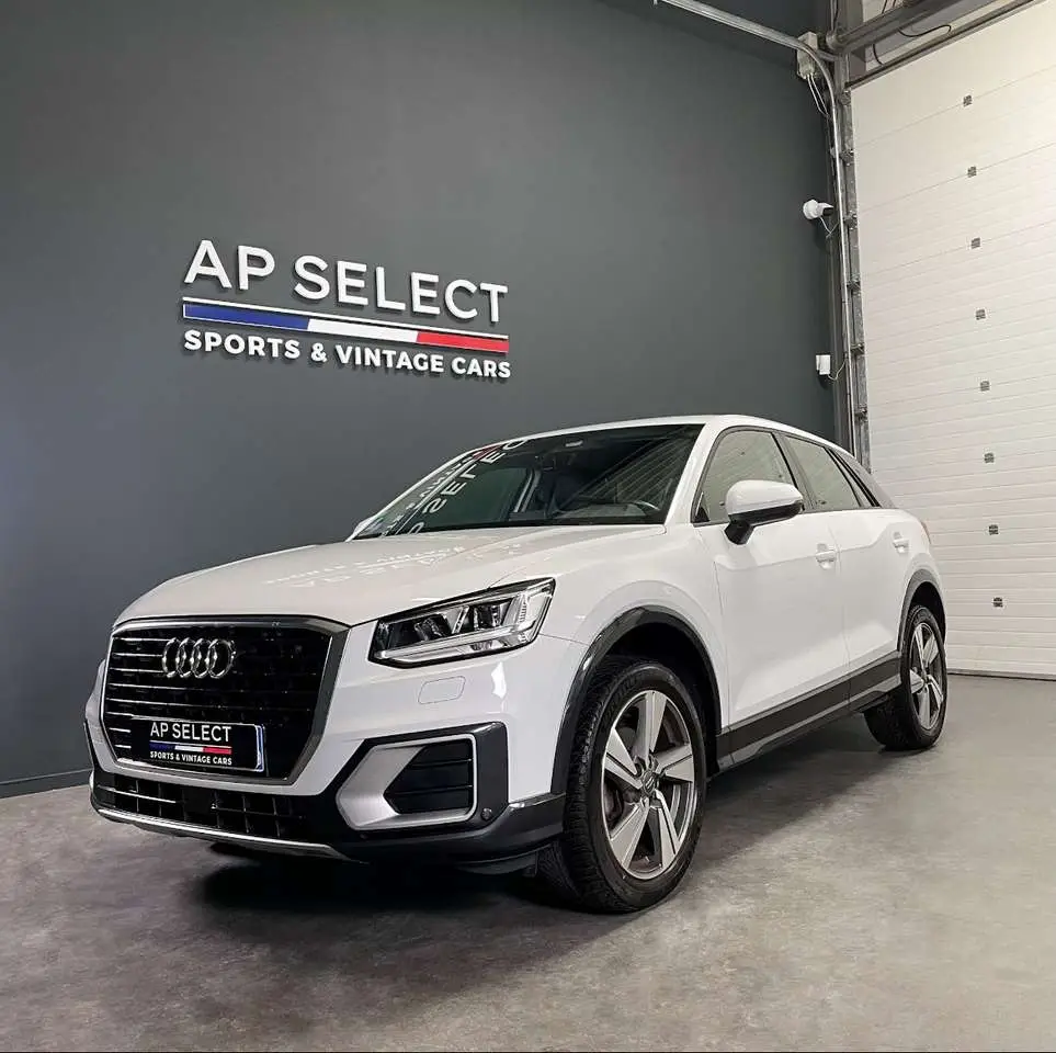 Photo 1 : Audi Q2 2019 Petrol