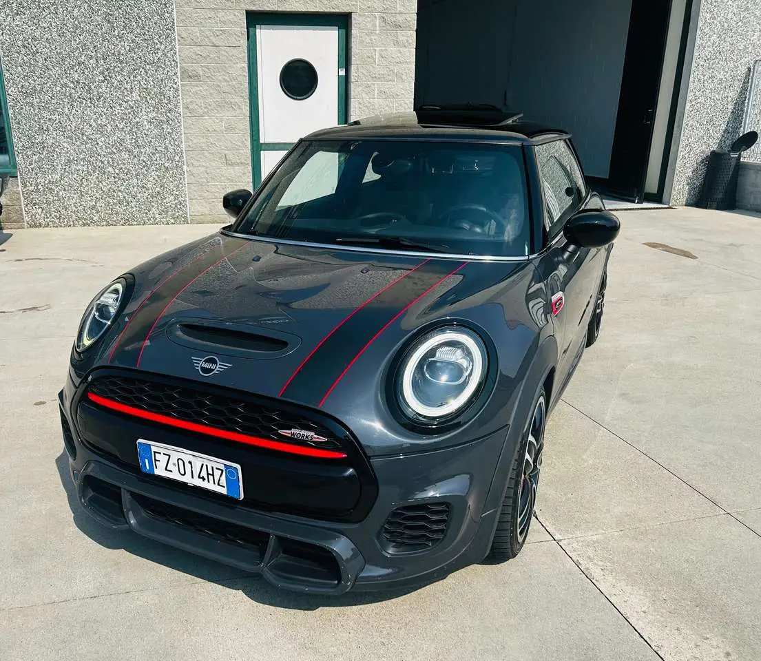 Photo 1 : Mini John Cooper Works 2019 Petrol