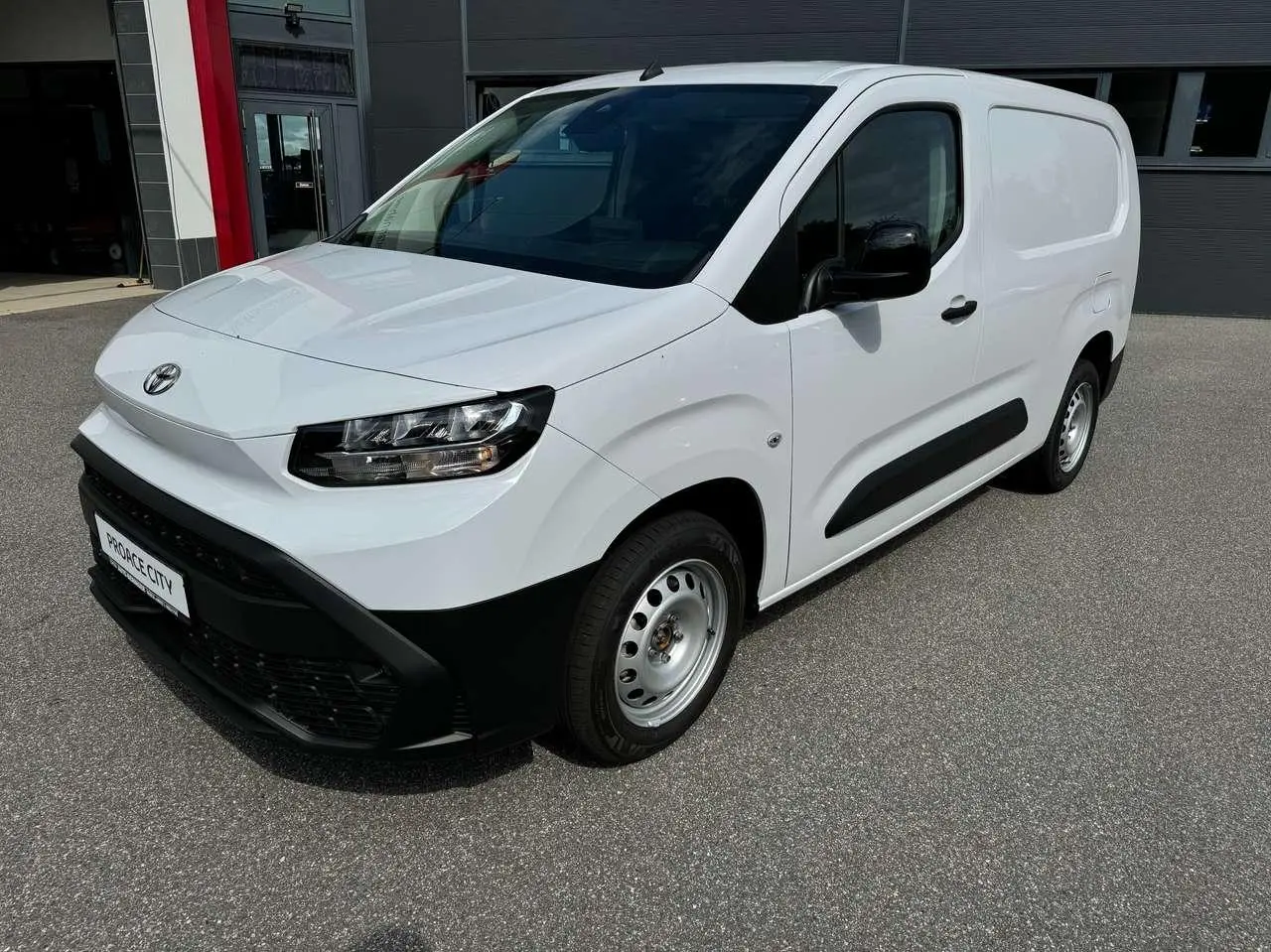 Photo 1 : Toyota Proace 2024 Diesel