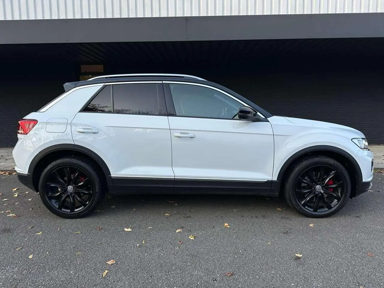 Photo 1 : Volkswagen T-roc 2018 Essence