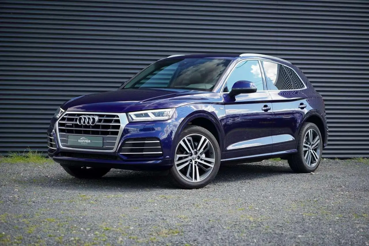 Photo 1 : Audi Q5 2019 Petrol