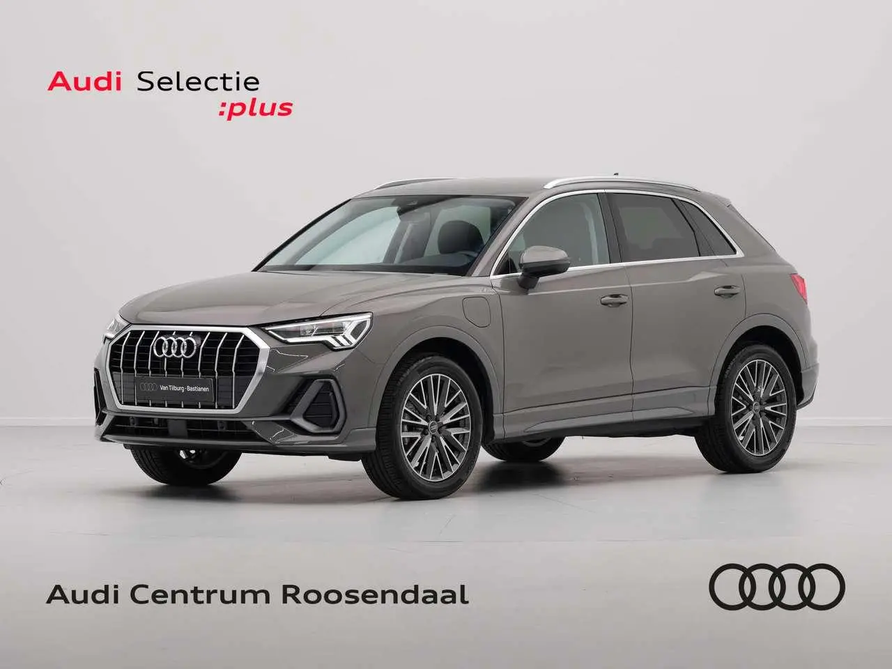 Photo 1 : Audi Q3 2023 Hybride