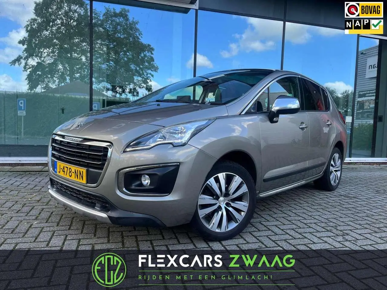 Photo 1 : Peugeot 3008 2016 Petrol