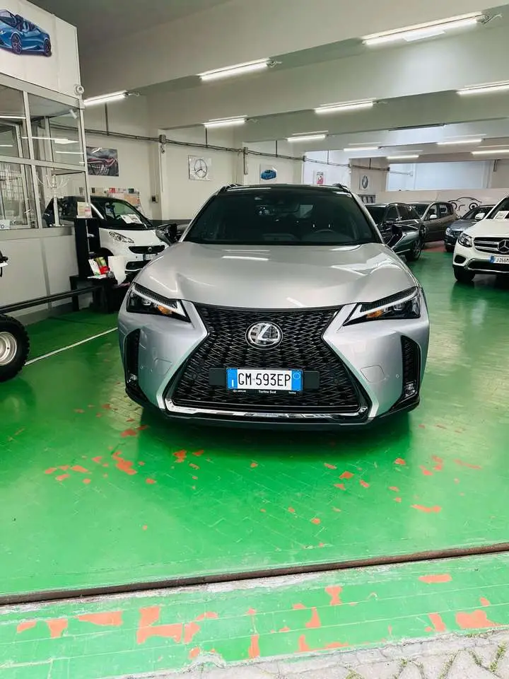 Photo 1 : Lexus Ux 2023 Hybrid